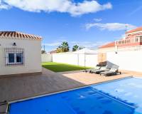 Lange tijd verhuur - Villa - Torrevieja - Torretas