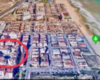 Resale - Apartment / Flat - Torrevieja - La Mata