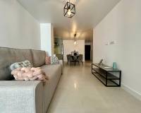 Resale - Apartment / Flat - Torrevieja - Playa del Cura