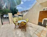 Sale - Maison mitoyenne - Torrevieja