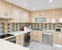 Alquiler a corto plazo - Apartamento / Piso - Torrevieja Centro - Aguas Nuevas