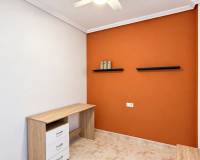 Alquiler a largo plazo - Apartamento / Piso - Orihuela - Las Filipinas