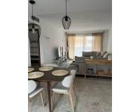 Alquiler a largo plazo - Apartamento / Piso - Punta Prima