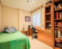 Alquiler a largo plazo - Apartamento / Piso - Torrevieja Centro - Torrevieja