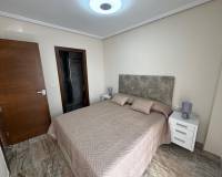 Alquiler a largo plazo - Apartamento / Piso - Torrevieja Centro - Torrevieja