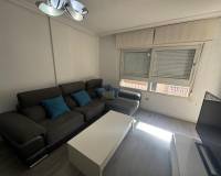Alquiler a largo plazo - Apartamento / Piso - Torrevieja Centro - Torrevieja