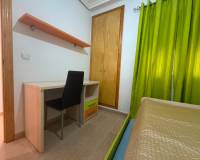 Alquiler a largo plazo - Apartamento / Piso - Torrevieja Centro - Torrevieja