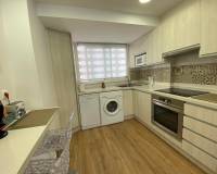 Alquiler a largo plazo - Apartamento / Piso - Torrevieja Centro - Torrevieja