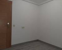 Alquiler a largo plazo - Apartamento / Piso - Torrevieja - Centro