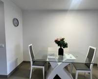 Alquiler a largo plazo - Apartamento / Piso - Torrevieja - España