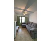 Alquiler a largo plazo - Apartamento / Piso - Torrevieja - Los balcones