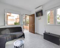 Alquiler a largo plazo - Apartamento / Piso - Torrevieja - PLAYA DE LA MATA