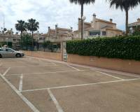 Alquiler a largo plazo - Casa Adosada - Orihuela Costa - La Zenia