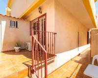 Alquiler a largo plazo - Casa Adosada - Orihuela Costa - La Zenia