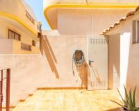 Alquiler a largo plazo - Casa Adosada - Orihuela Costa - La Zenia