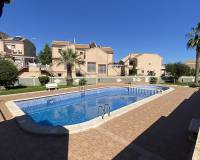 Alquiler a largo plazo - Casa Adosada - Orihuela Costa - Los Altos