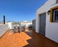 Alquiler a largo plazo - Casa Adosada - Orihuela - Desamparados-Hurchillo-Torremendo