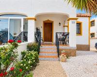 Alquiler a largo plazo - Casa Adosada - Orihuela - Desamparados-Hurchillo-Torremendo