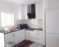 Alquiler a largo plazo - Casa Adosada - Torrevieja - San Luis