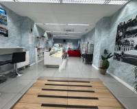 Alquiler a largo plazo - Local  - Elche