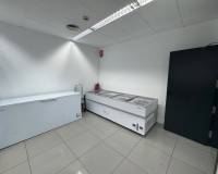 Alquiler a largo plazo - Local  - Elche