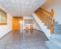 Alquiler a largo plazo - Local  - Pilar de la Horadada