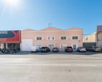 Alquiler a largo plazo - Local  - Pilar de la Horadada