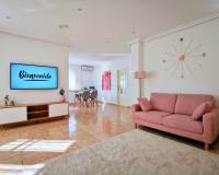 Alquiler a largo plazo - Villa - Orihuela Costa - La Florida