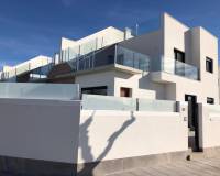 Alquiler a largo plazo - Villa - Pilar de la Horadada