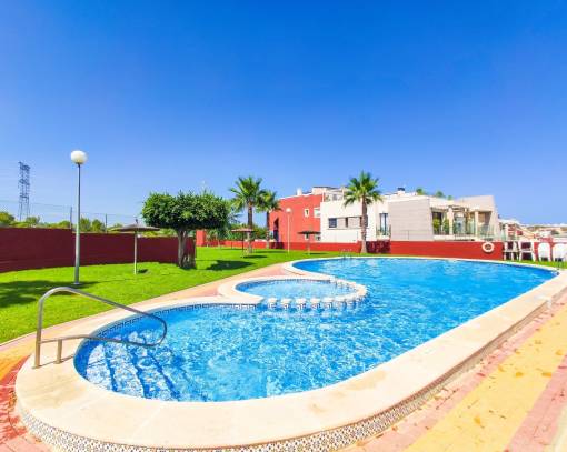 Apartamento / Piso - Alquiler a largo plazo - Orihuela Costa - Villamartín