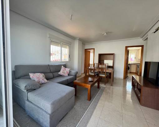 Apartamento / Piso - Alquiler a largo plazo - Torrevieja - España