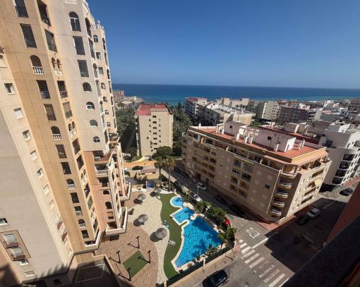 Apartamento / Piso - Reventa - Torrevieja Centro - SE00-533V