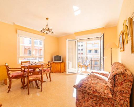 Apartamento / Piso - Reventa - Torrevieja - SEF-89314