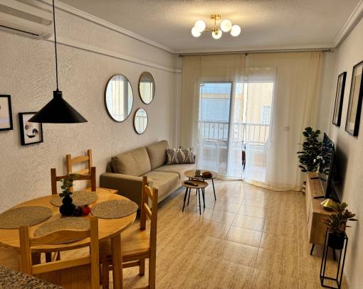 Apartman dairesi - tekrar satış - Torrevieja Centro - SE00-444c