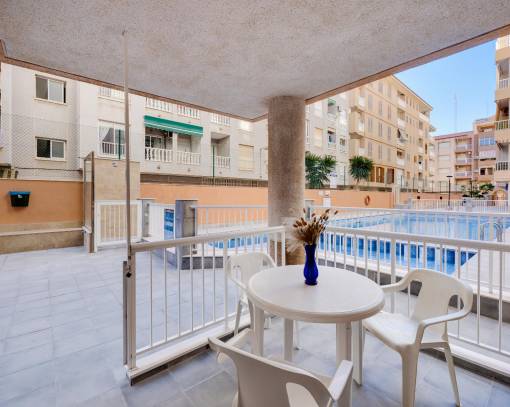 Apartman dairesi - tekrar satış - Torrevieja - Playa de los Naufragos