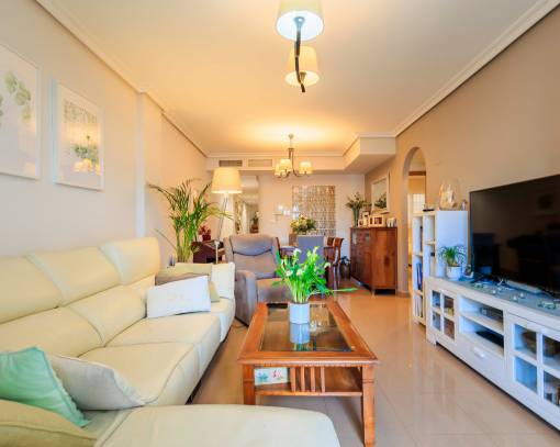 Apartman dairesi - tekrar satış - Torrevieja - SE00-396B