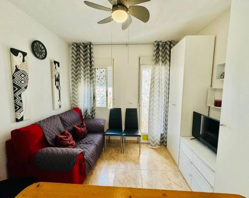 Apartman dairesi - tekrar satış - Torrevieja - SES-18454