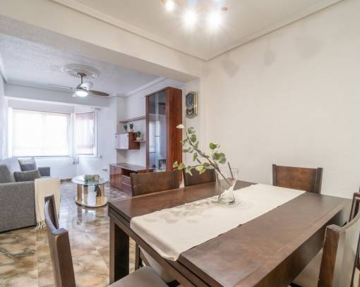 Apartman dairesi - Uzun süre kiralama - Torrevieja - SEF-28891