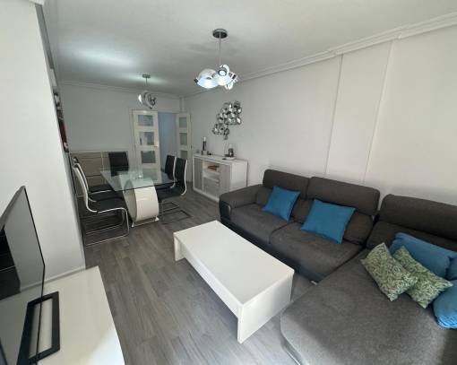 Apartment/Flat - Lange tijd verhuur - Torrevieja Centro - Torrevieja