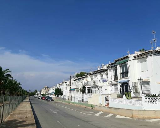 Apartment/Flat - Lange tijd verhuur - Torrevieja - Los balcones