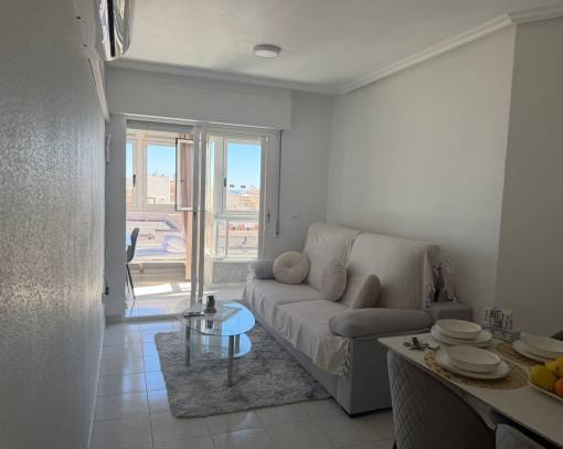 Apartment / Flat - Long time Rental - Torrevieja Centro - Torrevieja