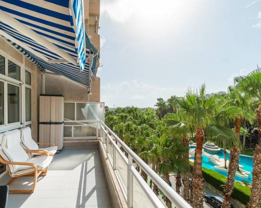 Apartment / Flat - Resale - Orihuela Costa - Campoamor