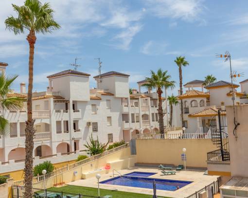 Apartment / Flat - Resale - Orihuela - Villamartín
