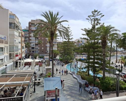 Apartment / Flat - Resale - Torrevieja Centro - Torrevieja