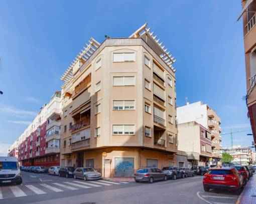 Apartment / Flat - Resale - Torrevieja - PARQUE DE LAS NACIONES