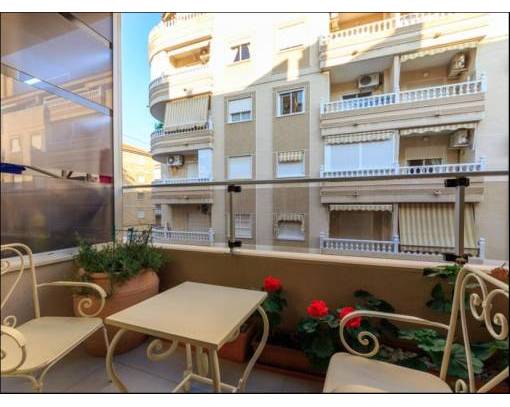 Apartment / Flat - Resale - Torrevieja - Paseo maritimo