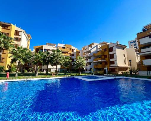 Apartment / Flat - Resale - Torrevieja - SEJ-56917