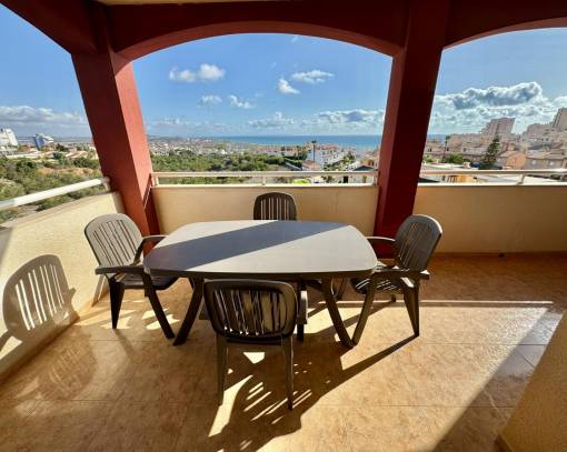 Apartment / Flat - Resale - Torrevieja - SES-32611