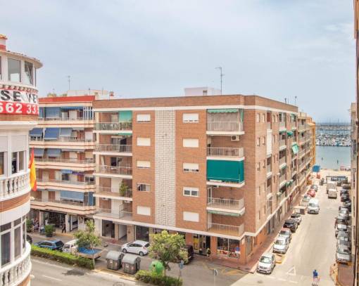 Apartment / Flat - Resale - Torrevieja - SES-59475