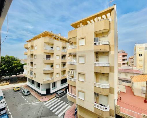 Apartment/Flat - Sale - Torrevieja - Playa de los Naufragos